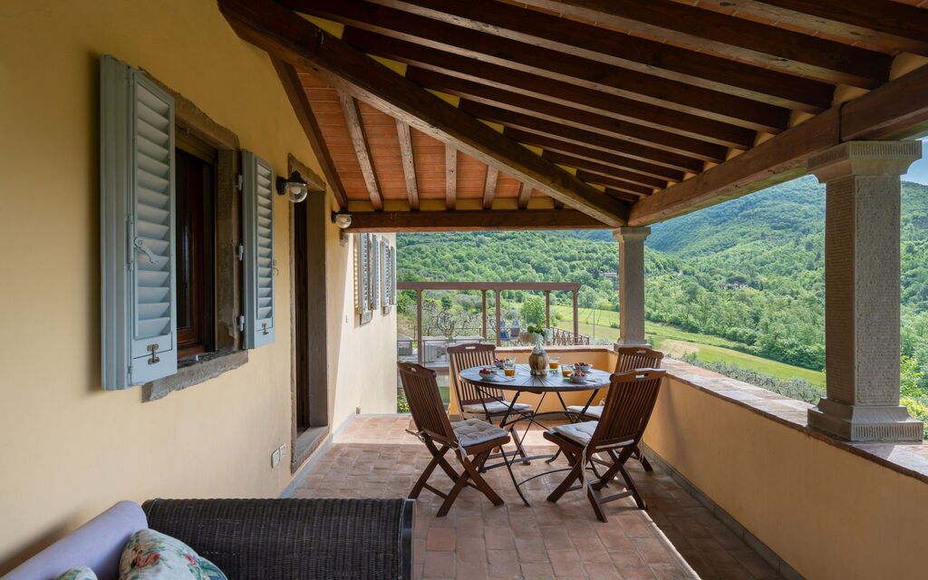 Villa Castelluccio - Arezzo, Toscana: Autumn, Balcony / Terrace / Patio, Spring, Summer