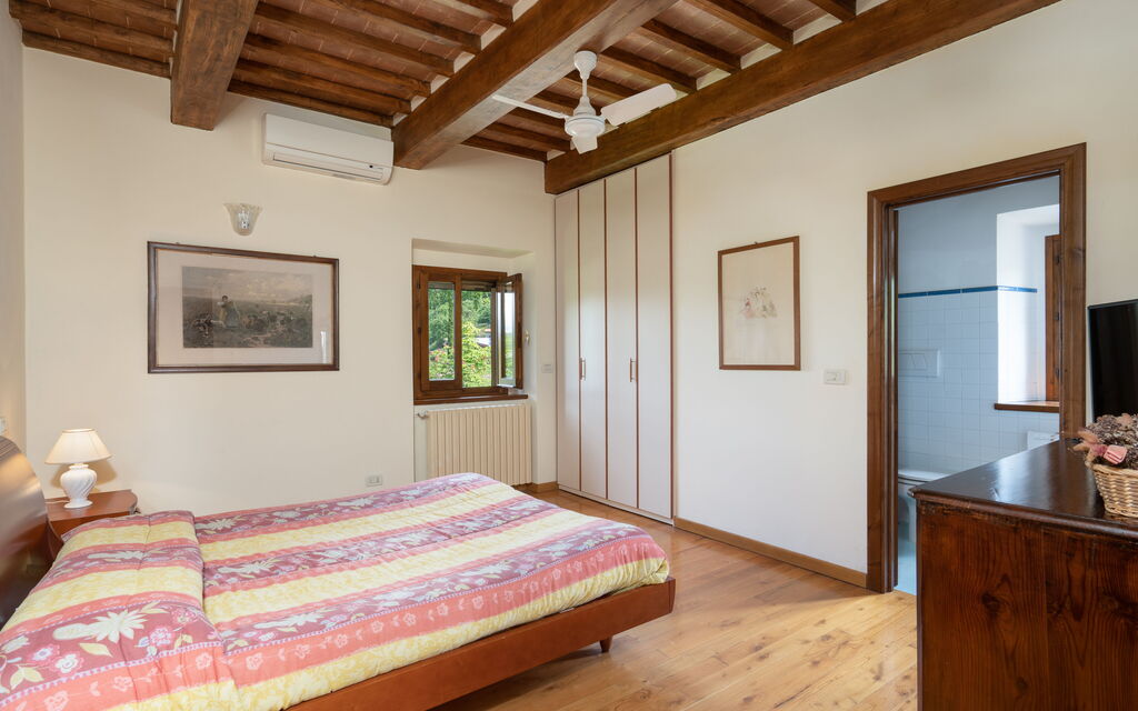 Villa Castelluccio - Arezzo, Toscana: Autumn, Bedroom, Spring, Summer