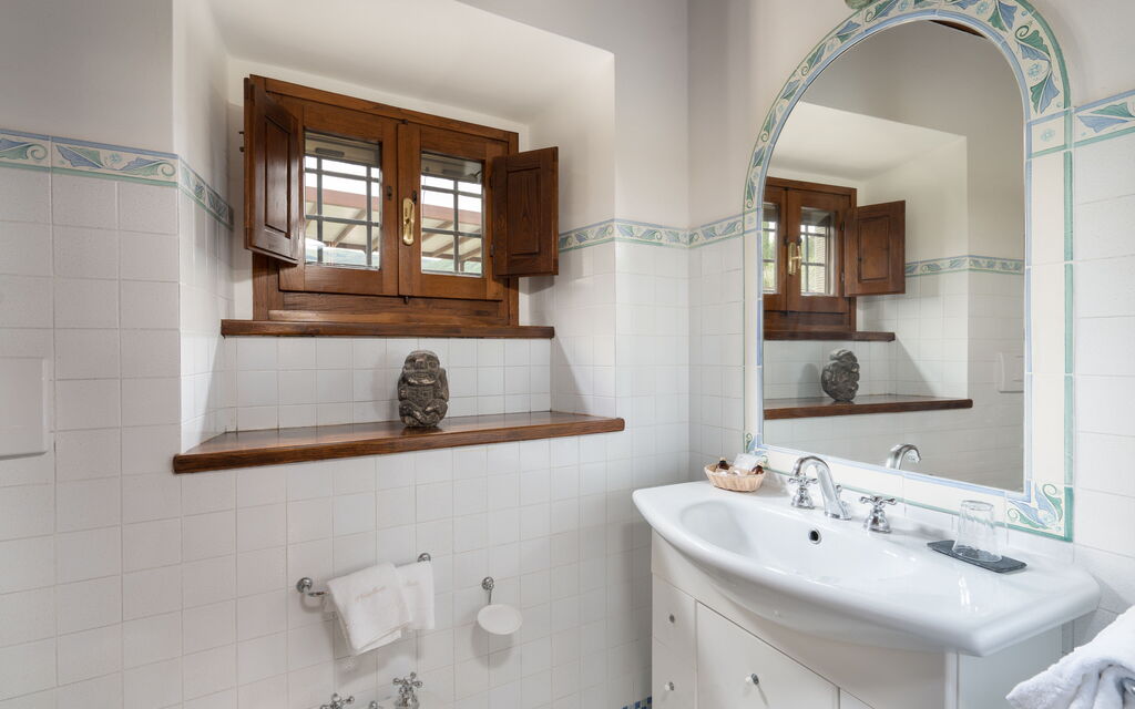 Villa Castelluccio - Arezzo, Toscana: Autumn, Bathroom, Spring, Summer