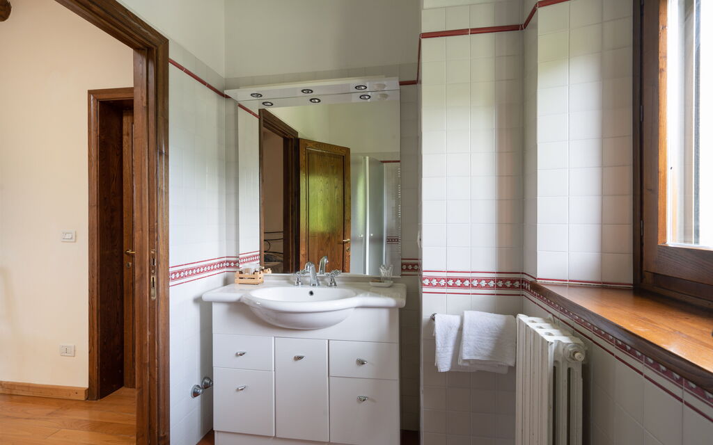 Villa Castelluccio - Arezzo, Toscana: Autumn, Bathroom, Spring, Summer