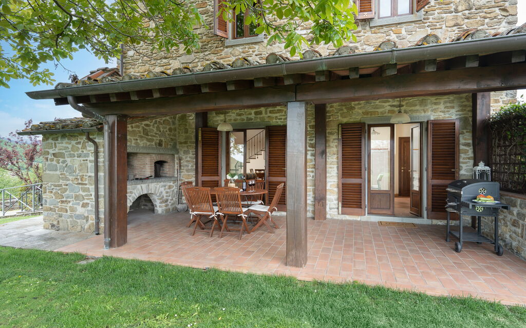 Villa Castelluccio - Arezzo, Toscana: Autumn, Building Exterior, Garden, Spring, Summer