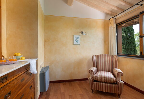 Villa Monte Bottigli: Salottino della camera da letto 6