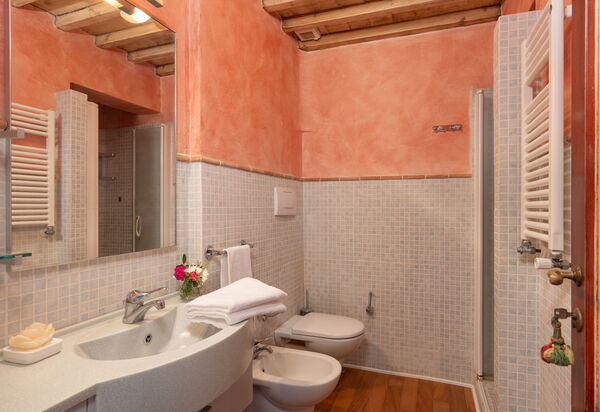 Villa Monte Bottigli: Bagno della camera 6