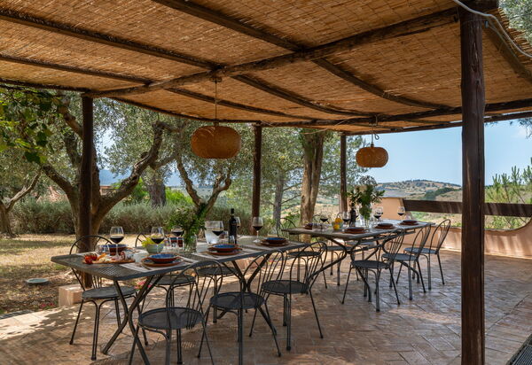 Villa Monte Bottigli: all'aperto, Autunno, Balcone / Terrazza / Patio, Estate, Esterni, Primavera