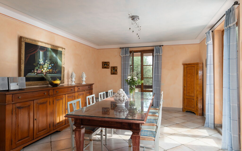 Villa Monte Bottigli: Autumn, Dining Room, Spring, Summer