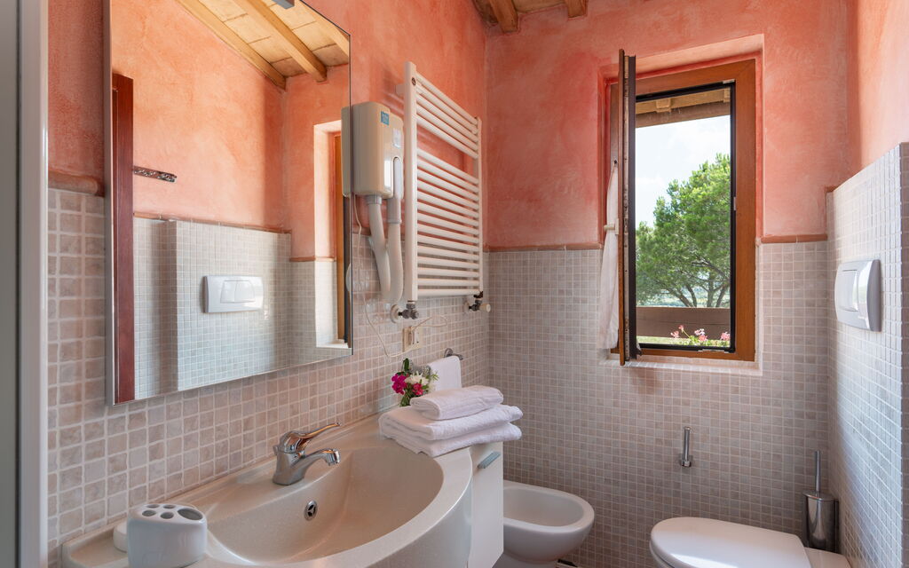 Villa Monte Bottigli: Bathroom of bedroom 4