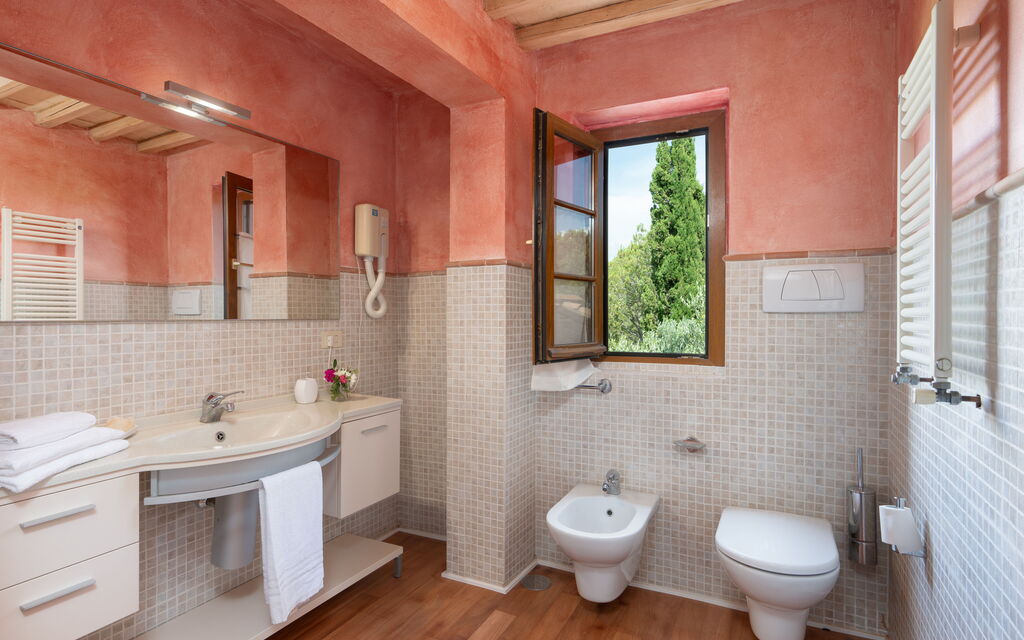 Villa Monte Bottigli: Bathroom of bedroom 5