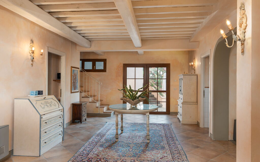 Villa Monte Bottigli: Autumn, Other Room, Spring, Summer