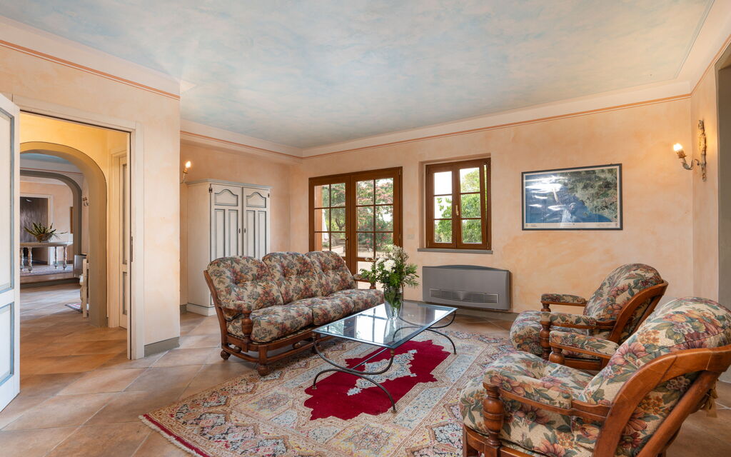 Villa Monte Bottigli: Autumn, Living Room, Spring, Summer