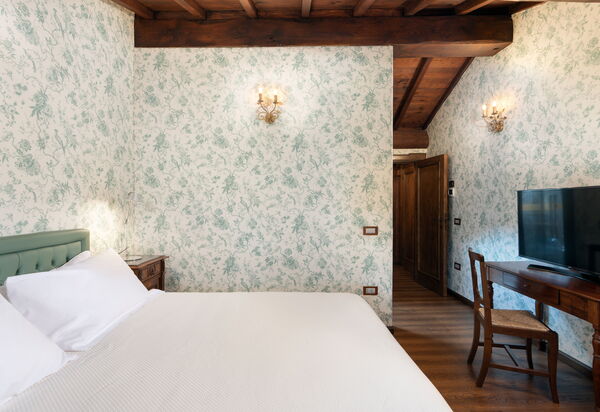 Villa Torre Delle Rose - Firenzuola, Private Pool, Ac, Privacy: Autunno, Camera da letto, Estate, Primavera