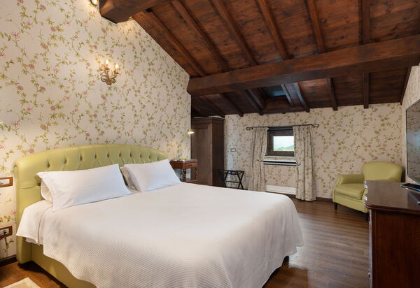 Villa Torre Delle Rose - Firenzuola, Private Pool, Ac, Privacy: Autunno, Camera da letto, Estate, Primavera