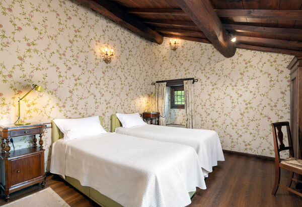 Villa Torre Delle Rose - Firenzuola, Private Pool, Ac, Privacy: Autunno, Camera da letto, Estate, Primavera