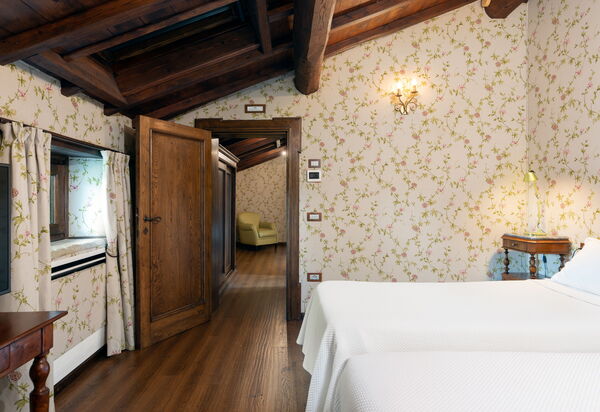 Villa Torre Delle Rose - Firenzuola, Private Pool, Ac, Privacy: Autunno, Camera da letto, Estate, Primavera