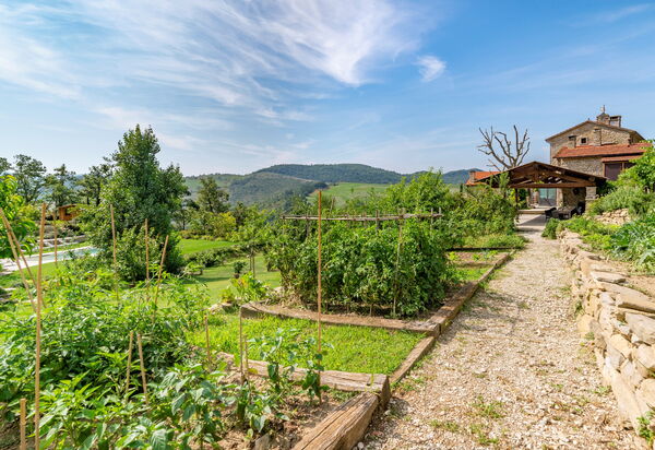 Villa Torre Delle Rose - Firenzuola, Private Pool, Ac, Privacy: Autunno, Caratteristiche, Estate, Esterni, Giardino, Primavera