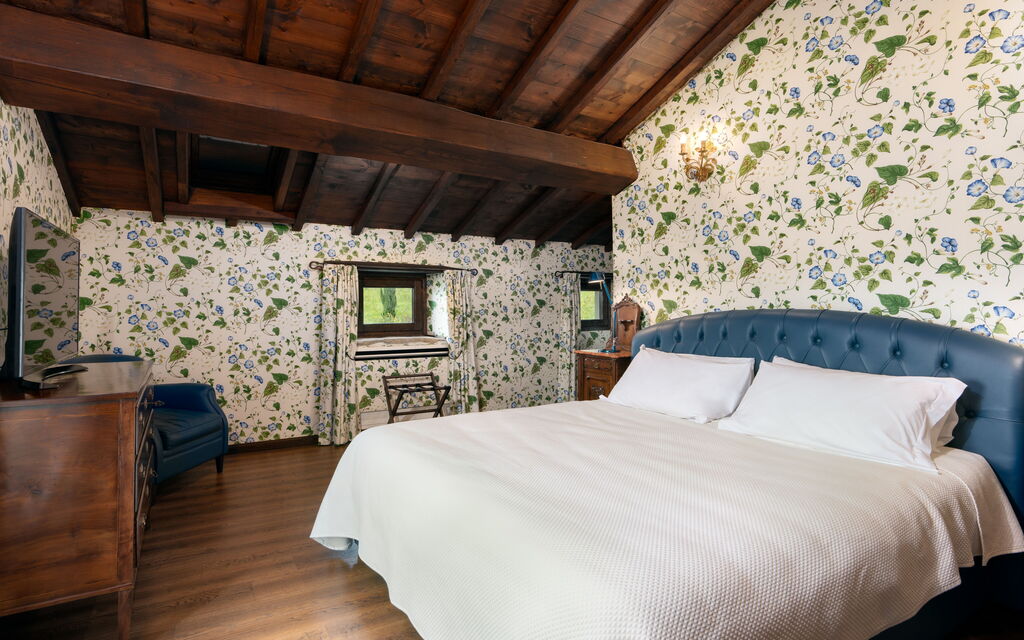 Villa Torre Delle Rose - Firenzuola, Private Pool, Ac, Privacy: Autumn, Bedroom, Spring, Summer