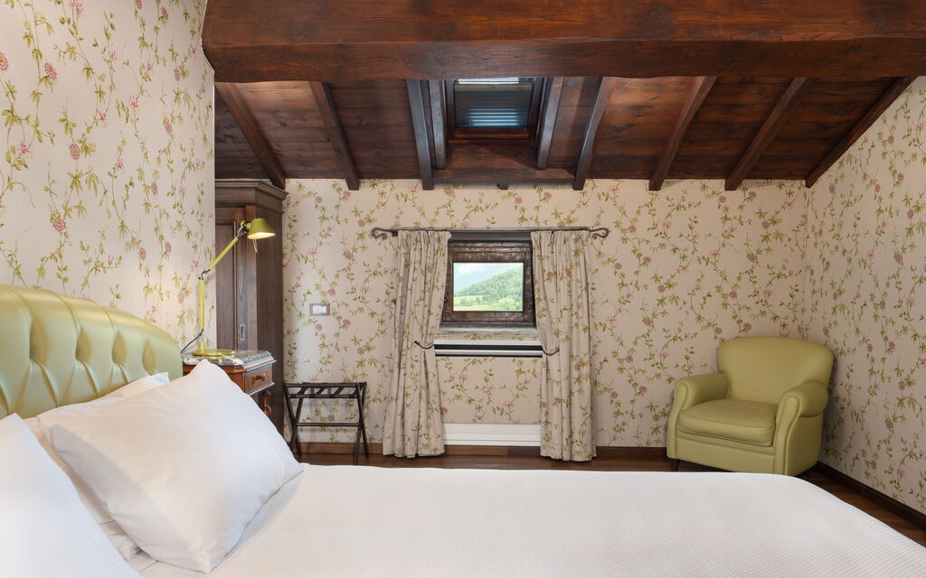 Villa Torre Delle Rose - Firenzuola, Private Pool, Ac, Privacy: Autumn, Bedroom, Spring, Summer