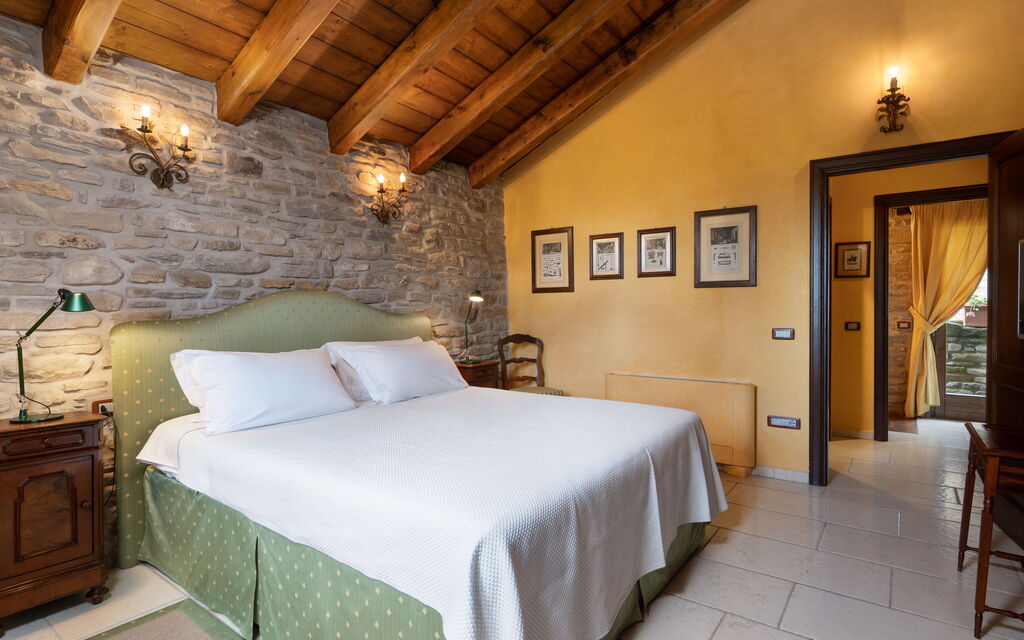 Villa Torre Delle Rose - Firenzuola, Private Pool, Ac, Privacy: Autumn, Bedroom, Spring, Summer