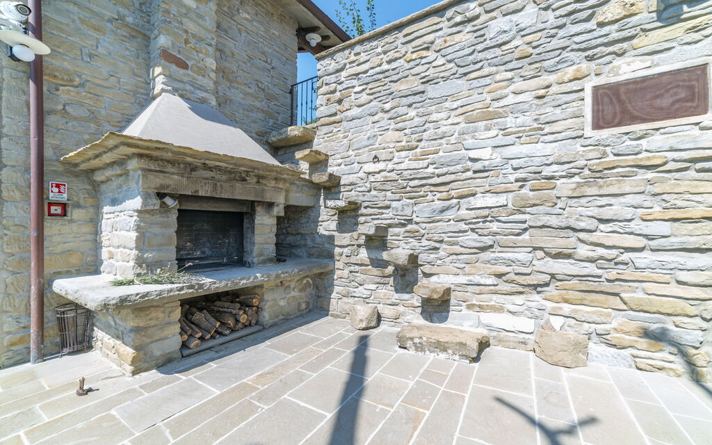 Villa Torre Delle Rose - Firenzuola, Private Pool, Ac, Privacy: Autumn, Building Exterior, Spring, Summer