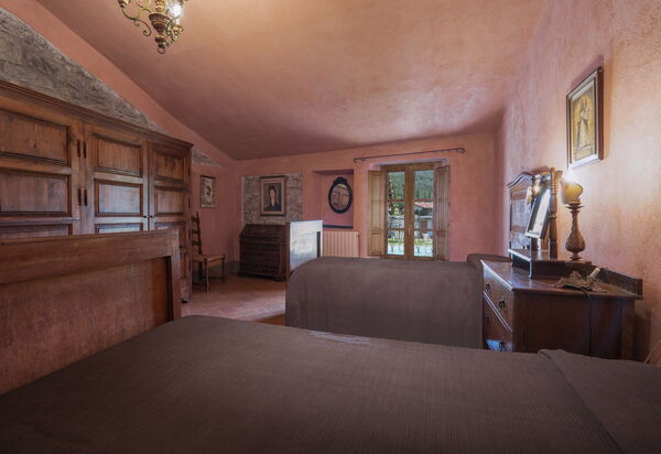 Mulino Al Suono - Badia Agnano, Toscana: Autunno, Camera da letto, Caratteristiche, Dettagli della stanza, Estate, Primavera