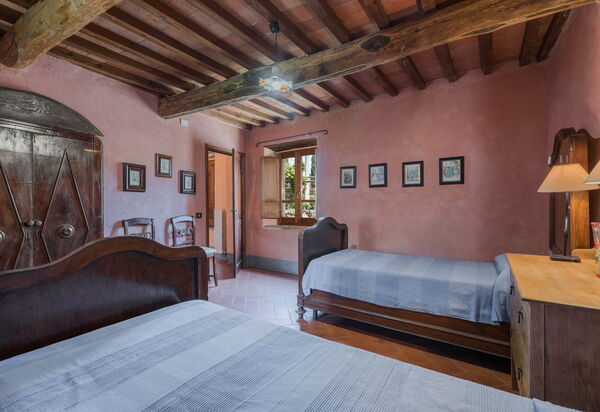 Mulino Al Suono - Badia Agnano, Toscana: Autunno, Camera da letto, Caratteristiche, Dettagli della stanza, Estate, Primavera