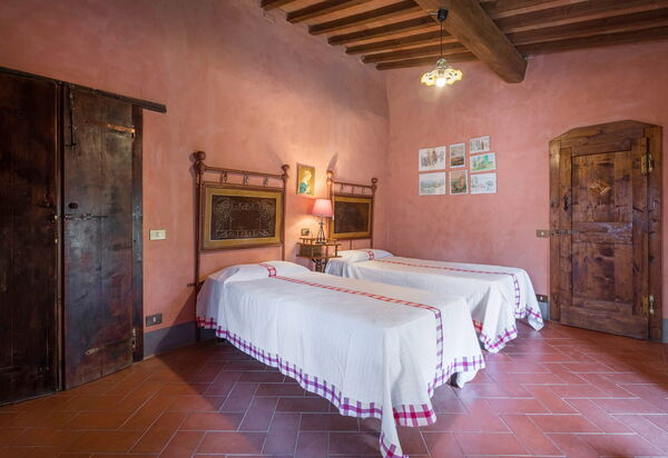 Mulino Al Suono - Badia Agnano, Toscana: Autunno, Camera da letto, Caratteristiche, Dettagli della stanza, Estate, Primavera