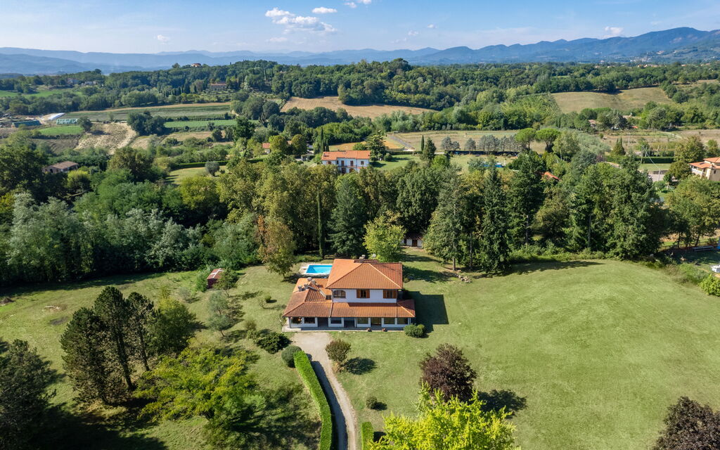 Villa Cristina: Esterni, Piscina