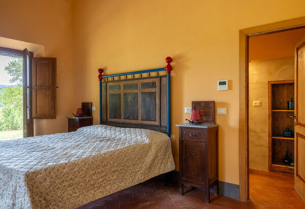 Belvedere - Ambra by Geco Vacation Rentals: Autumn, Bedroom, Spring, Summer