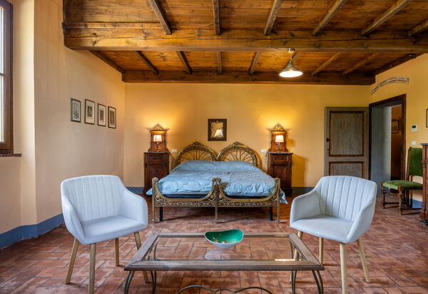 Belvedere - Ambra by Geco Vacation Rentals: Autumn, Bedroom, Spring, Summer