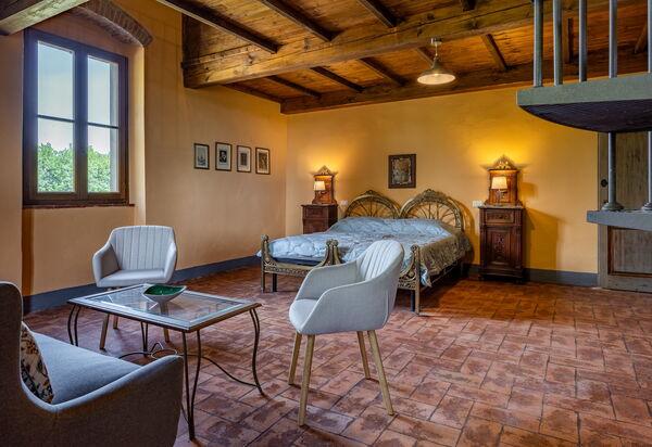 Belvedere - Ambra by Geco Vacation Rentals: Autumn, Bedroom, Spring, Summer