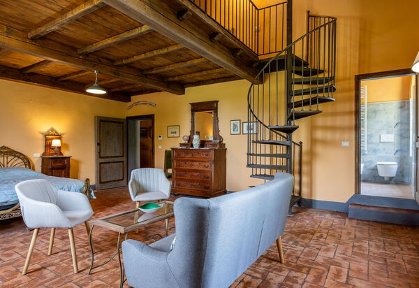 Belvedere - Ambra by Geco Vacation Rentals: Autumn, Bedroom, Spring, Summer