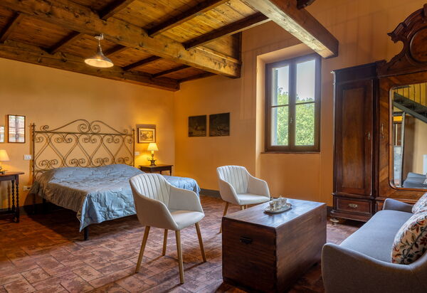Belvedere - Ambra by Geco Vacation Rentals: Autumn, Bedroom, Spring, Summer