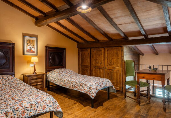 Belvedere - Ambra by Geco Vacation Rentals: Autumn, Bedroom, Spring, Summer