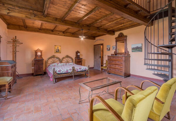 Belvedere - Falceto, Ambra, Toscana: Autunno, Camera da letto, Caratteristiche, Dettagli della stanza, Estate, Primavera