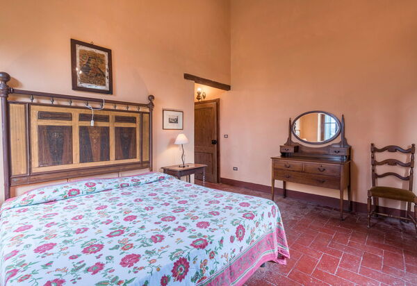 Belvedere - Falceto, Ambra, Toscana: Autunno, Camera da letto, Caratteristiche, Dettagli della stanza, Estate, Primavera