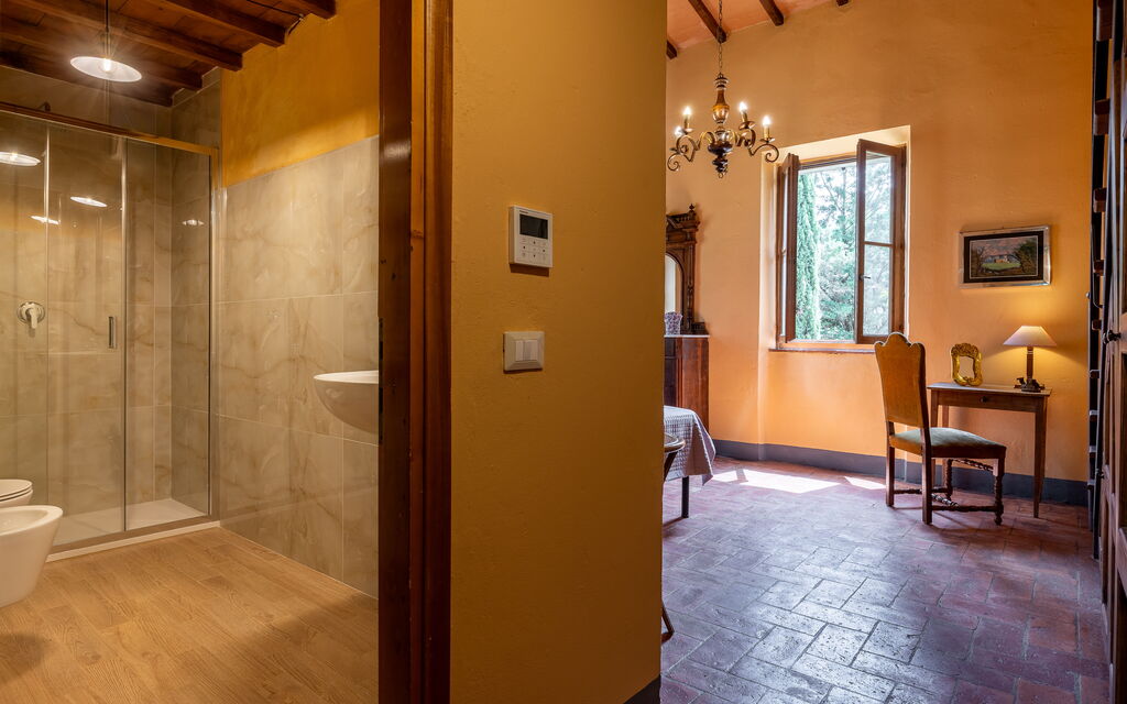 Belvedere - Ambra by Geco Vacation Rentals: Autunno, Bagno, Estate, Primavera