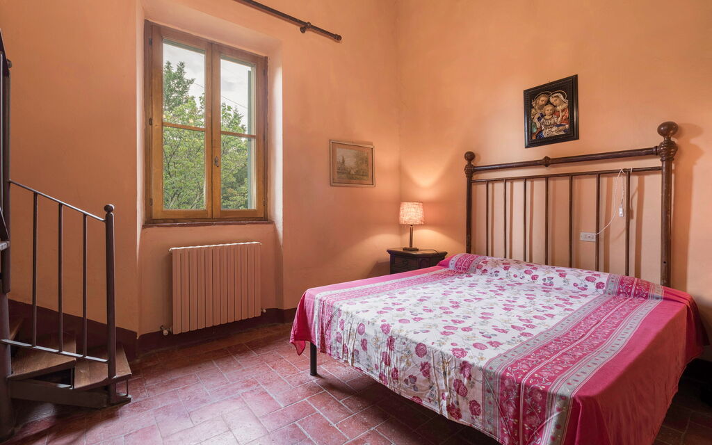 Belvedere - Falceto, Ambra, Toscana: Amenities, Autumn, Bedroom, Room Detail, Spring, Summer
