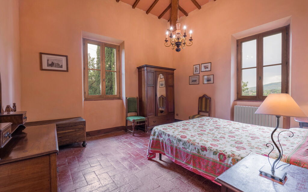 Belvedere - Falceto, Ambra, Toscana: Amenities, Autumn, Bedroom, Room Detail, Spring, Summer