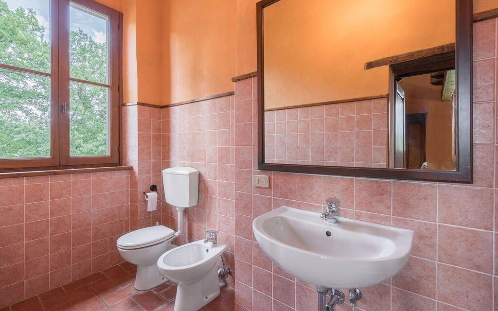 Belvedere - Falceto, Ambra, Toscana: Amenities, Autumn, Bathroom, Room Detail, Spring, Summer