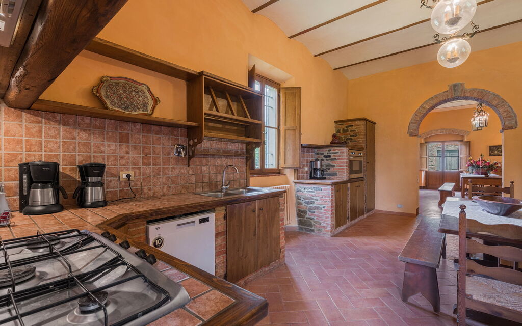 Belvedere - Falceto, Ambra, Toscana: Amenities, Autumn, Kitchen, Room Detail, Spring, Summer