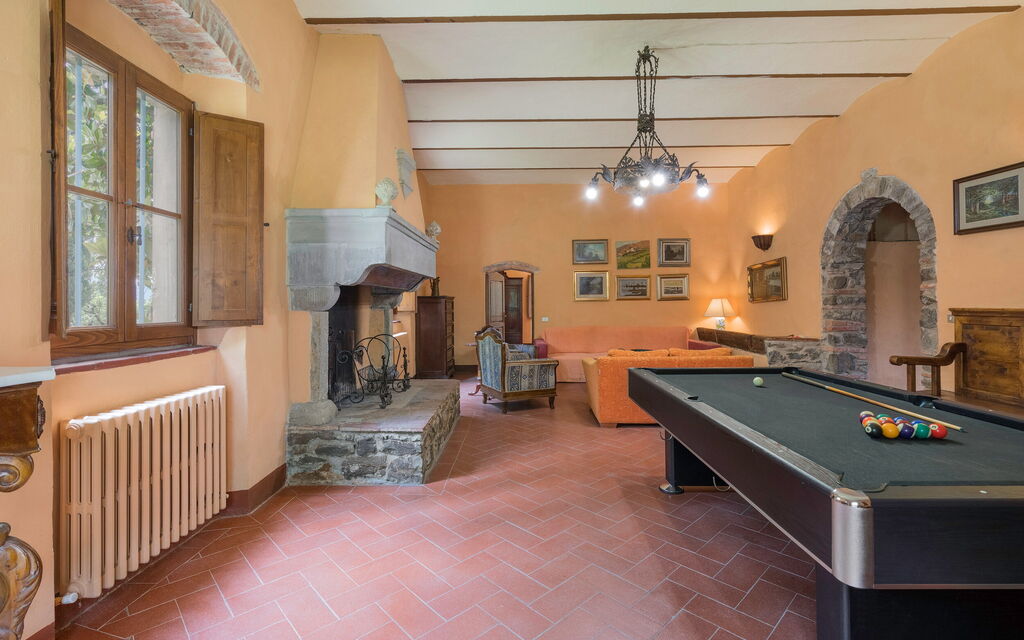 Belvedere - Falceto, Ambra, Toscana: Activities, Amenities, Autumn, Living Room, Room Detail, Spring, Summer