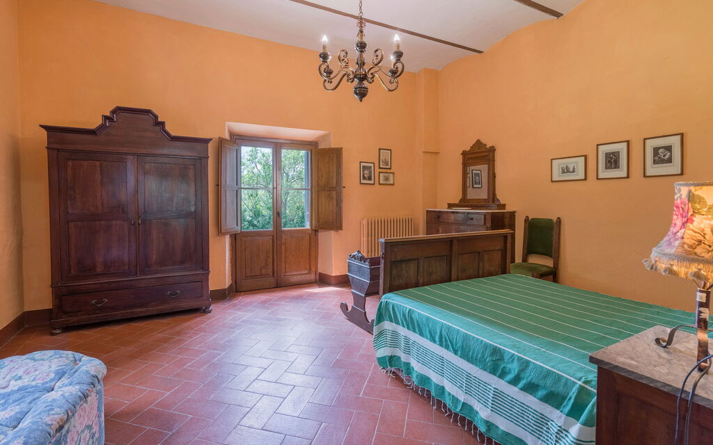 Belvedere - Falceto, Ambra, Toscana: Amenities, Autumn, Bedroom, Room Detail, Spring, Summer