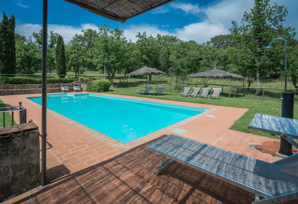 Borgo La Casina - Badia Agnano, Toscana: Autunno, Caratteristiche, Estate, Esterni, Giardino, Piscina, Primavera