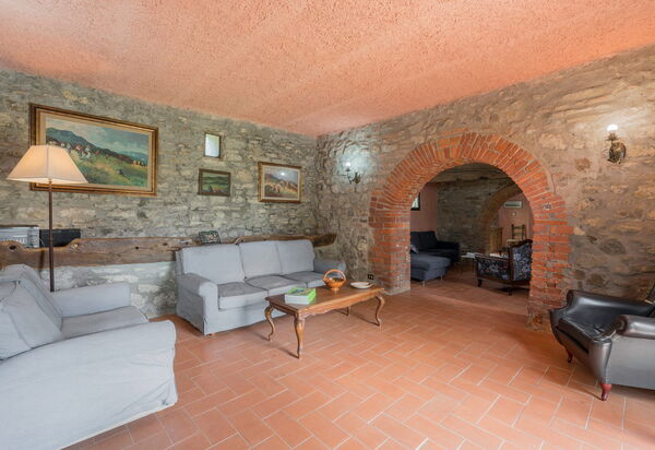 Borgo La Casina - Badia Agnano, Toscana: Autunno, Caratteristiche, Dettagli della stanza, Estate, Primavera, Soggiorno