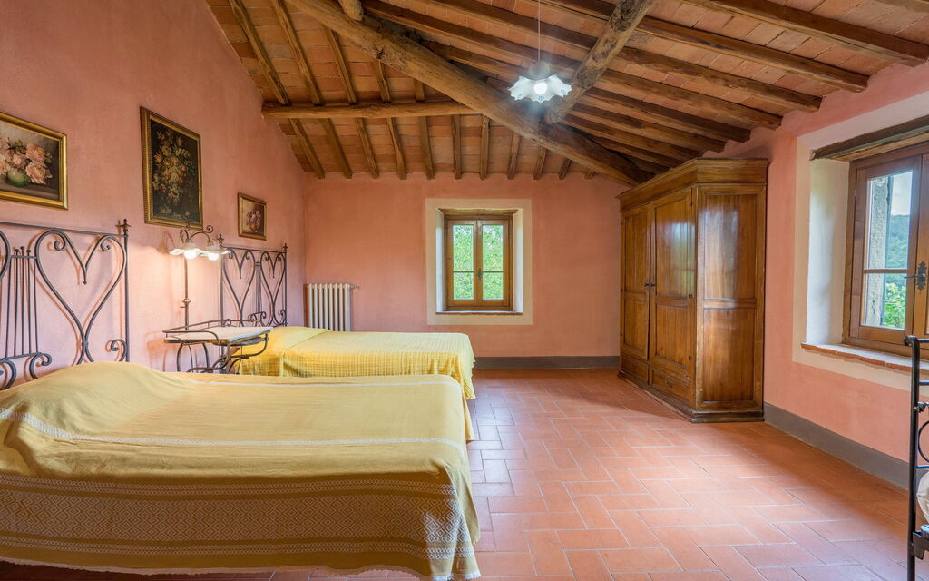 Borgo La Casina - Badia Agnano, Toscana: Amenities, Autumn, Bedroom, Room Detail, Spring, Summer