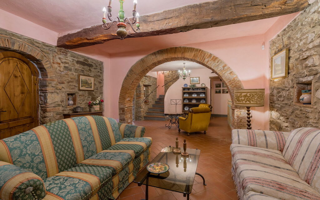 Borgo La Casina - Badia Agnano, Toscana: Amenities, Autumn, Living Room, Room Detail, Spring, Summer