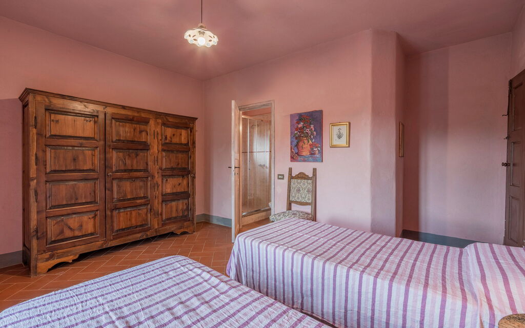 Borgo La Casina - Badia Agnano, Toscana: Amenities, Autumn, Bedroom, Room Detail, Spring, Summer