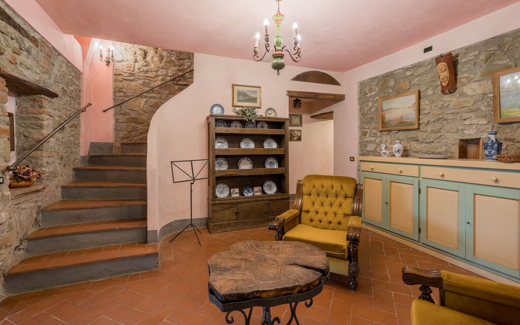 Borgo La Casina - Badia Agnano, Toscana: Amenities, Autumn, Living Room, Room Detail, Spring, Summer