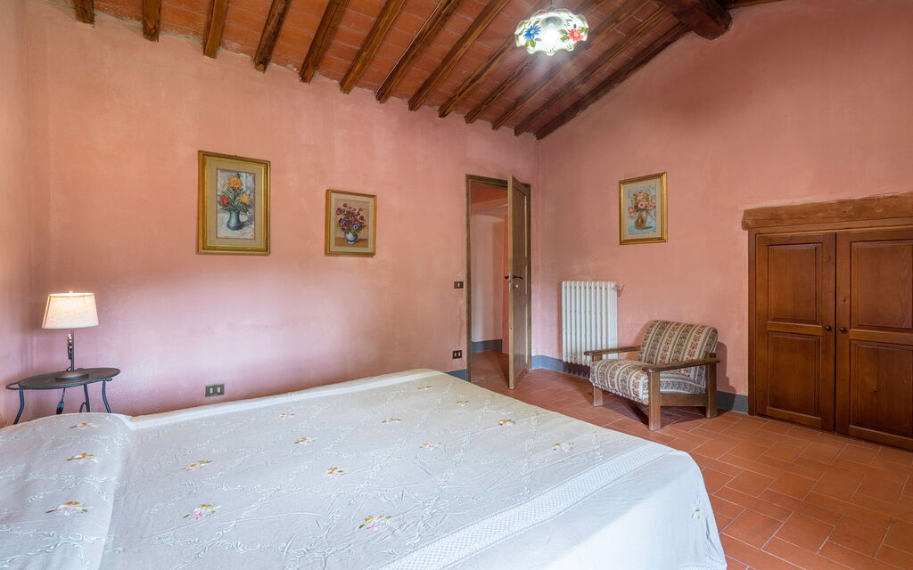 Borgo La Casina - Badia Agnano, Toscana: Amenities, Autumn, Bedroom, Room Detail, Spring, Summer