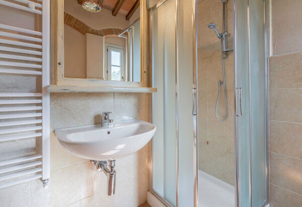 Leopolda In Selvarella Pool And Wi-fi: Autunno, Bagno, Caratteristiche, Dettagli della stanza, Estate, Primavera