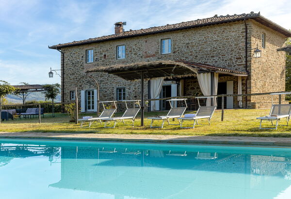 Leopolda Selvarella: Autunno, Estate, Piscina, Primavera